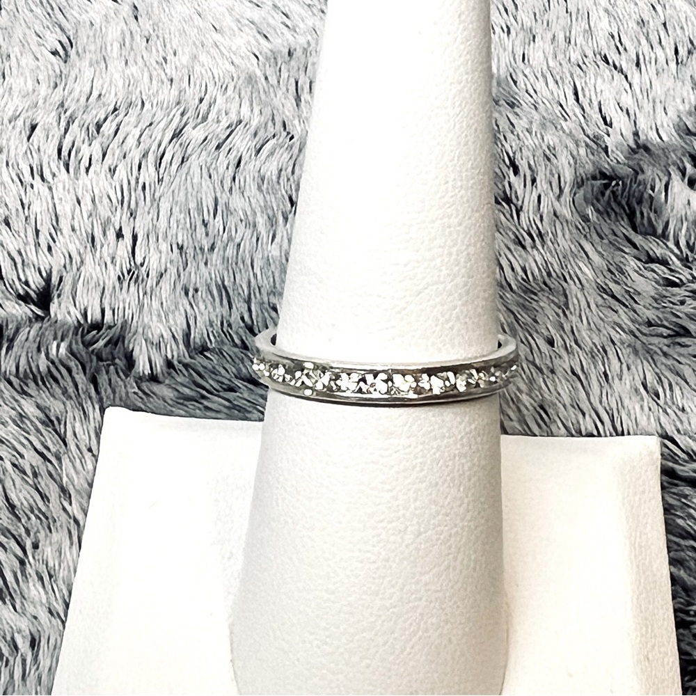 Vintage Sterling Silver Cubic Zirconia Y2K Band Ring Size 8